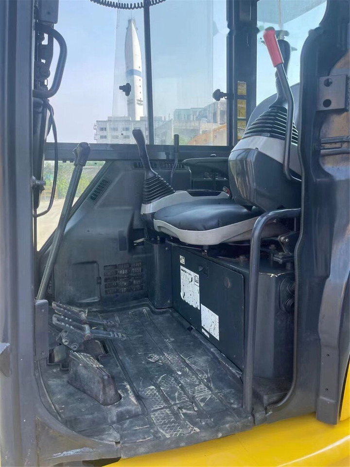 Komatsu PC55MR - حفارة مصغرة: صور 5 Komatsu PC55MR - حفارة مصغرة: صور 5