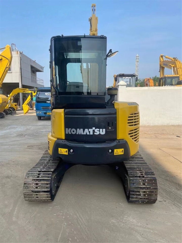 Komatsu PC55MR - حفارة مصغرة: صور 4 Komatsu PC55MR - حفارة مصغرة: صور 4
