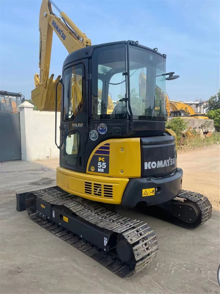 Komatsu PC55MR - حفارة مصغرة: صور 1 Komatsu PC55MR - حفارة مصغرة: صور 1