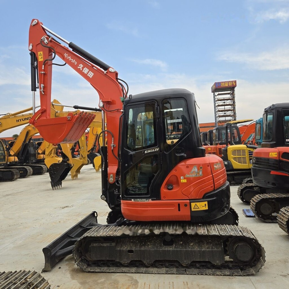 Kubota KX155 - حفارة مصغرة: صور 1 Kubota KX155 - حفارة مصغرة: صور 1
