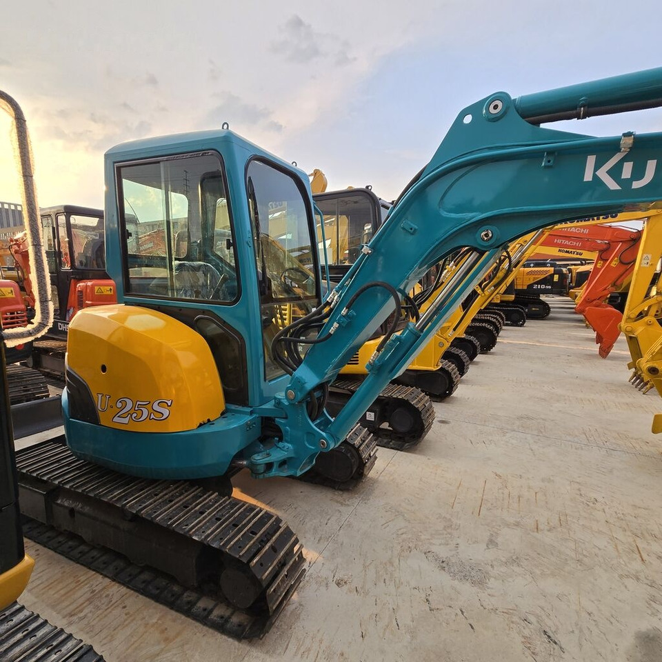 Kubota U25S - حفارة مصغرة: صور 4 Kubota U25S - حفارة مصغرة: صور 4