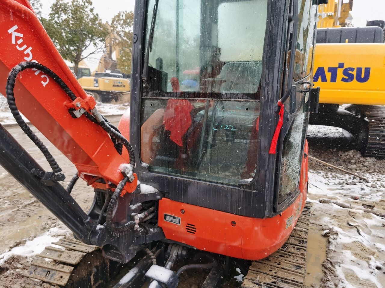 Kubota U30 - حفارة مصغرة: صور 5 Kubota U30 - حفارة مصغرة: صور 5