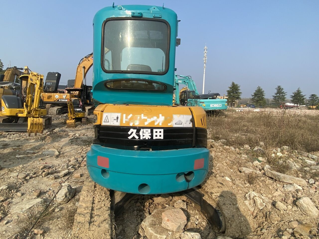 Kubota U35S - حفارة مصغرة: صور 1 Kubota U35S - حفارة مصغرة: صور 1