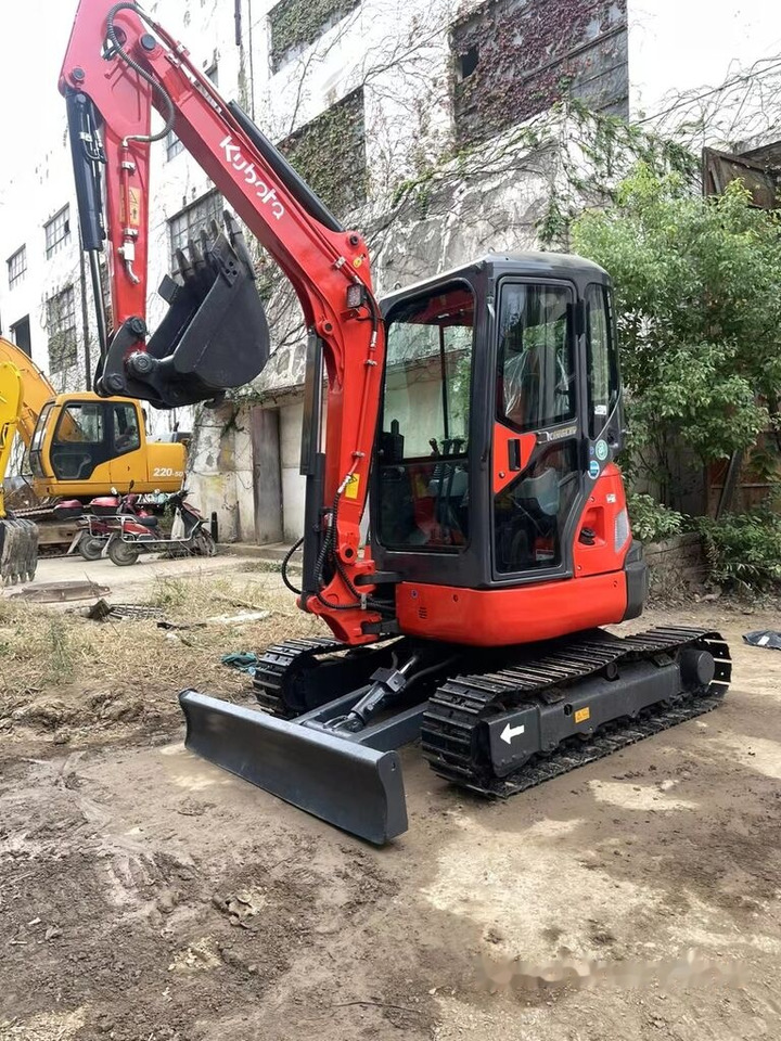 Kubota U35 - حفارة مصغرة: صور 2 Kubota U35 - حفارة مصغرة: صور 2