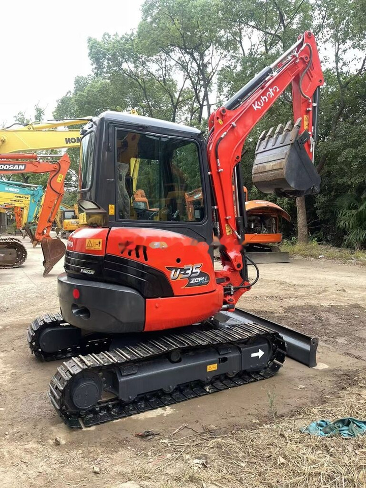 Kubota U35 - حفارة مصغرة: صور 3 Kubota U35 - حفارة مصغرة: صور 3