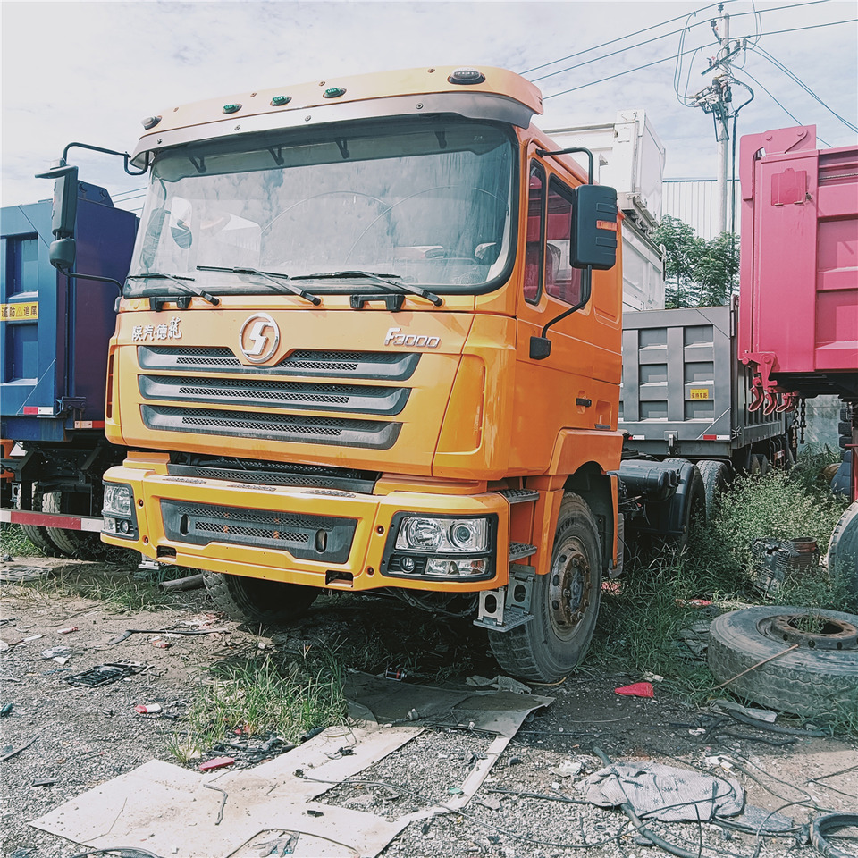 SHACMAN F3000 - شاحنة جرار: صور 2 SHACMAN F3000 - شاحنة جرار: صور 2