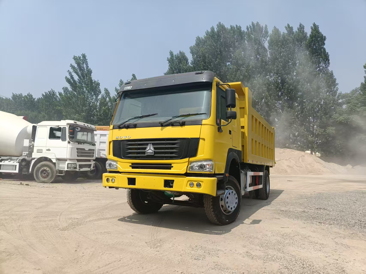 SINOTRUK HOWO 4x2 - قلابات: صور 3 SINOTRUK HOWO 4x2 - قلابات: صور 3