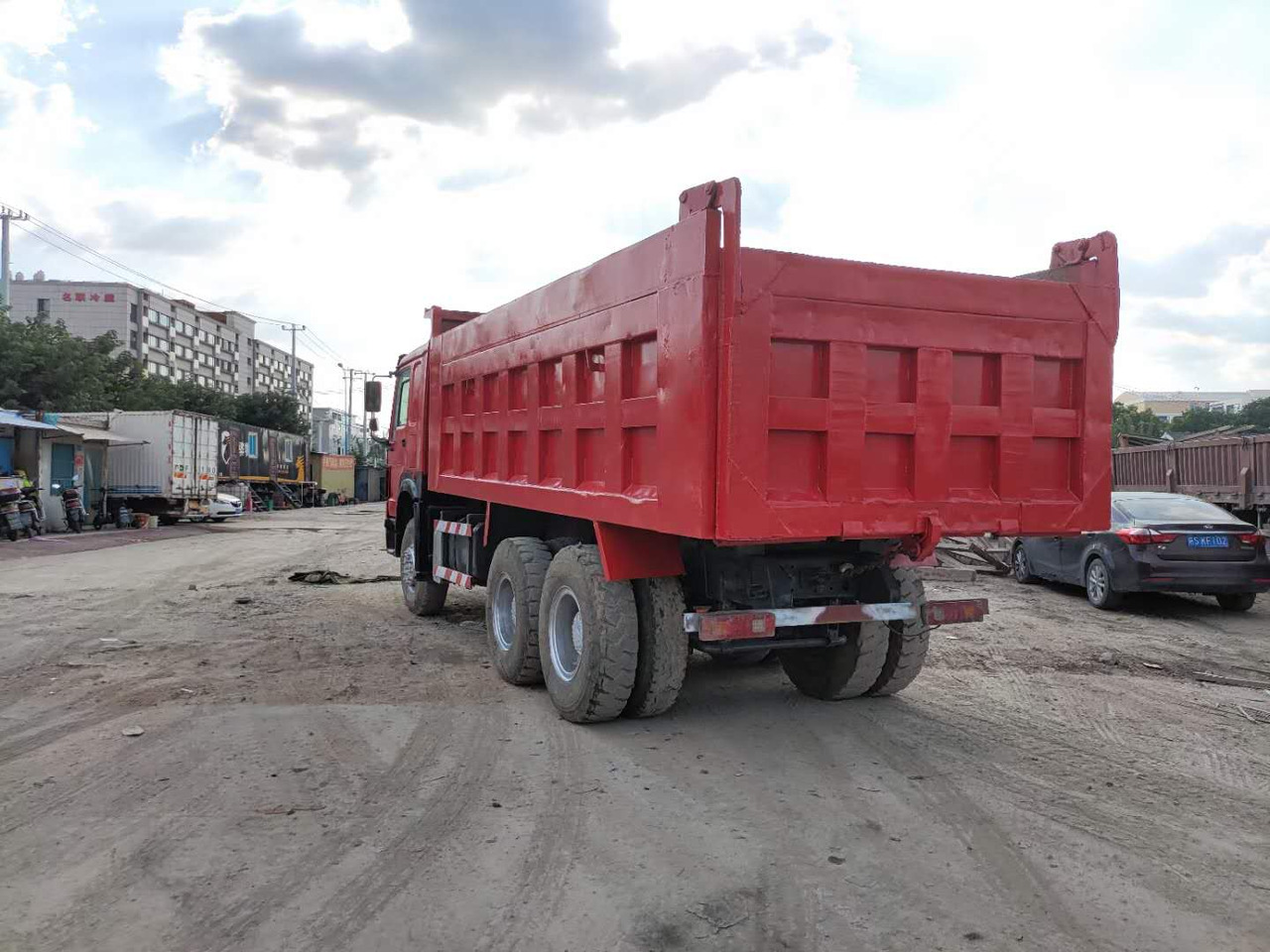SINOTRUK HOWO 6x4 - قلابات: صور 5 SINOTRUK HOWO 6x4 - قلابات: صور 5
