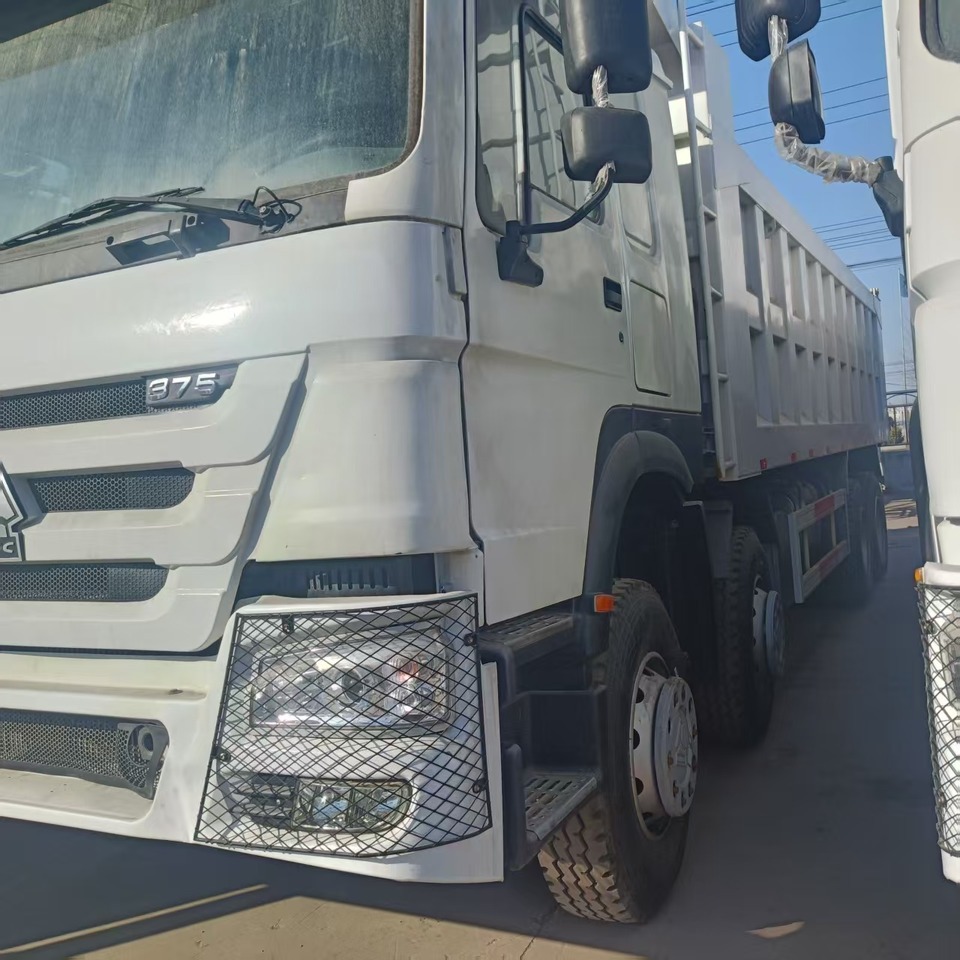 SINOTRUK HOWO 8x4 - قلابات: صور 4 SINOTRUK HOWO 8x4 - قلابات: صور 4