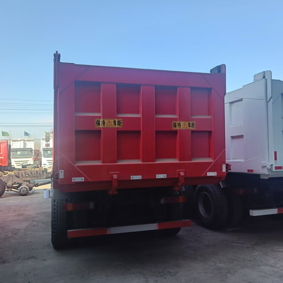 SINOTRUK HOWO 8x4 - قلابات: صور 3 SINOTRUK HOWO 8x4 - قلابات: صور 3