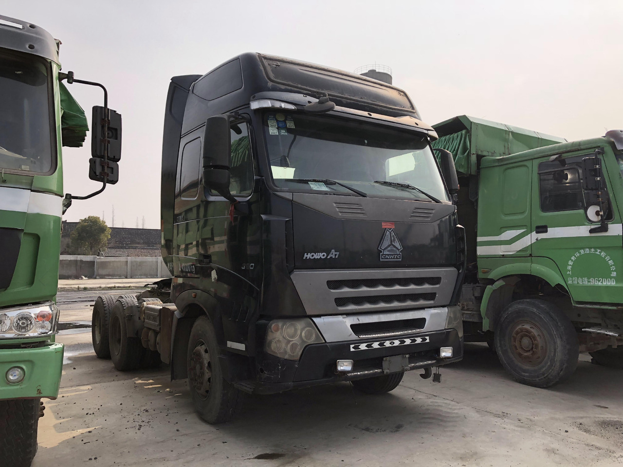 SINOTRUK HOWO A7 - شاحنة جرار: صور 2 SINOTRUK HOWO A7 - شاحنة جرار: صور 2