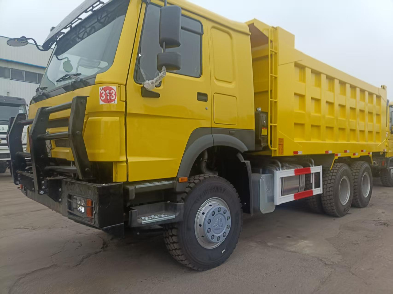 SINOTRUK HOWO - قلابات: صور 2 SINOTRUK HOWO - قلابات: صور 2