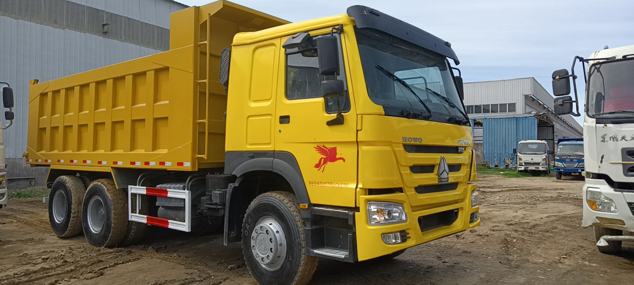 SINOTRUK HOWO - قلابات: صور 3 SINOTRUK HOWO - قلابات: صور 3