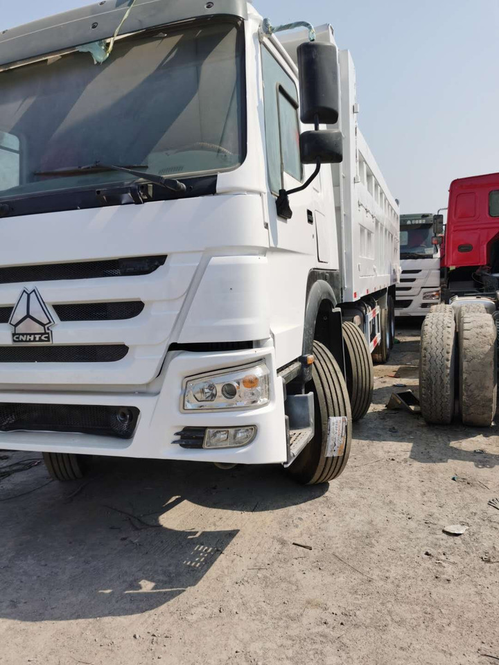 SINOTRUK HOWO - قلابات: صور 1 SINOTRUK HOWO - قلابات: صور 1