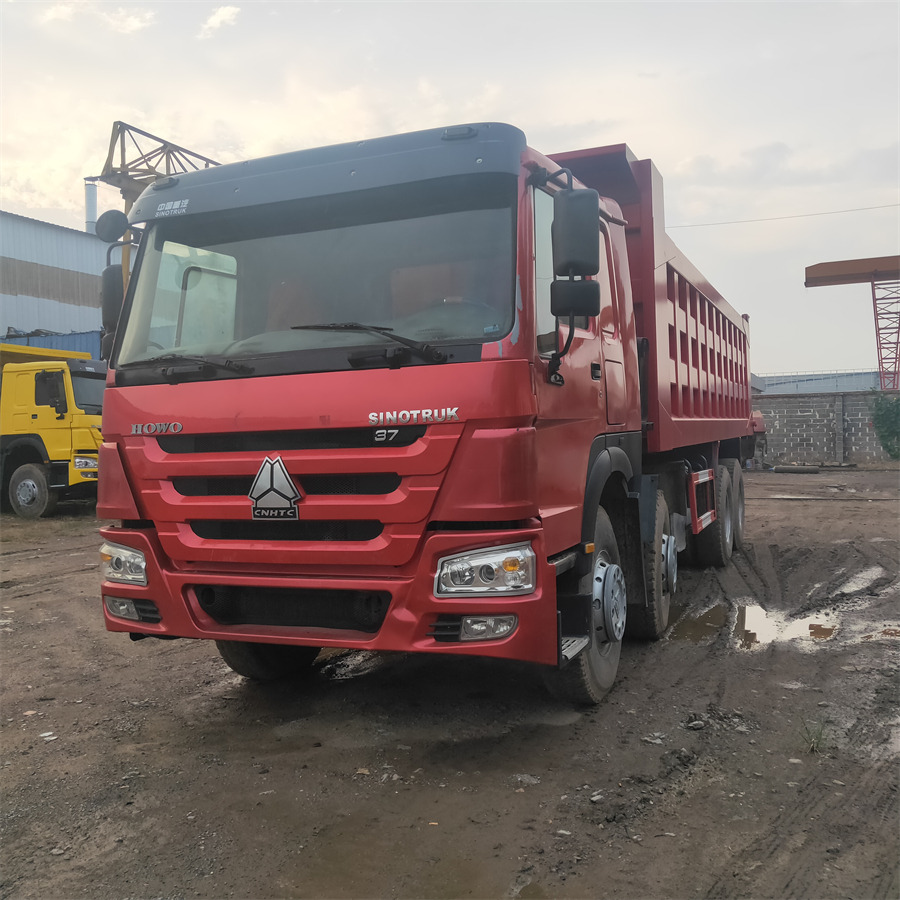 SINOTRUK HOWO - قلابات: صور 4 SINOTRUK HOWO - قلابات: صور 4