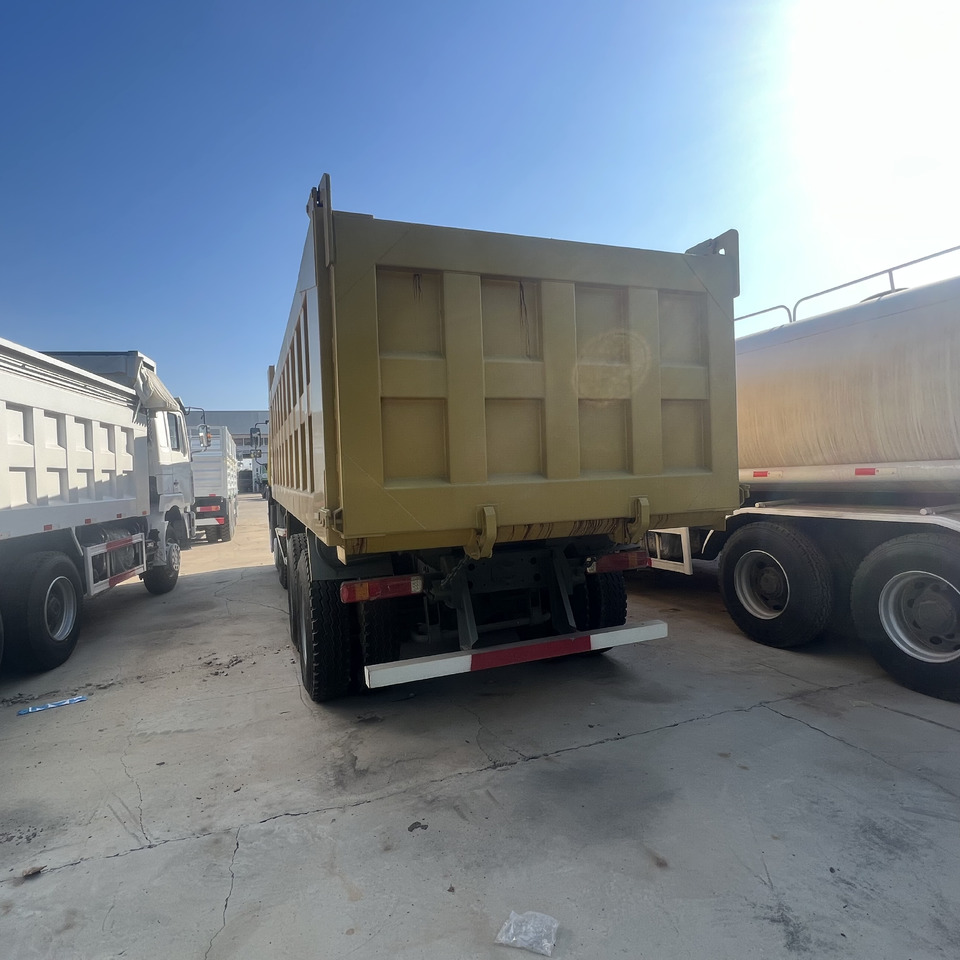 SINOTRUK HOWO - شاحنة: صور 4 SINOTRUK HOWO - شاحنة: صور 4