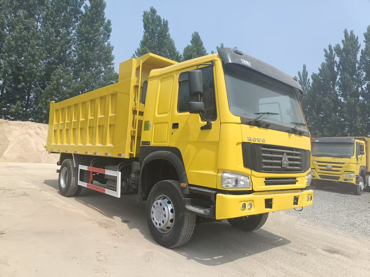 SINOTRUK Howo 4*2 - قلابات: صور 3 SINOTRUK Howo 4*2 - قلابات: صور 3