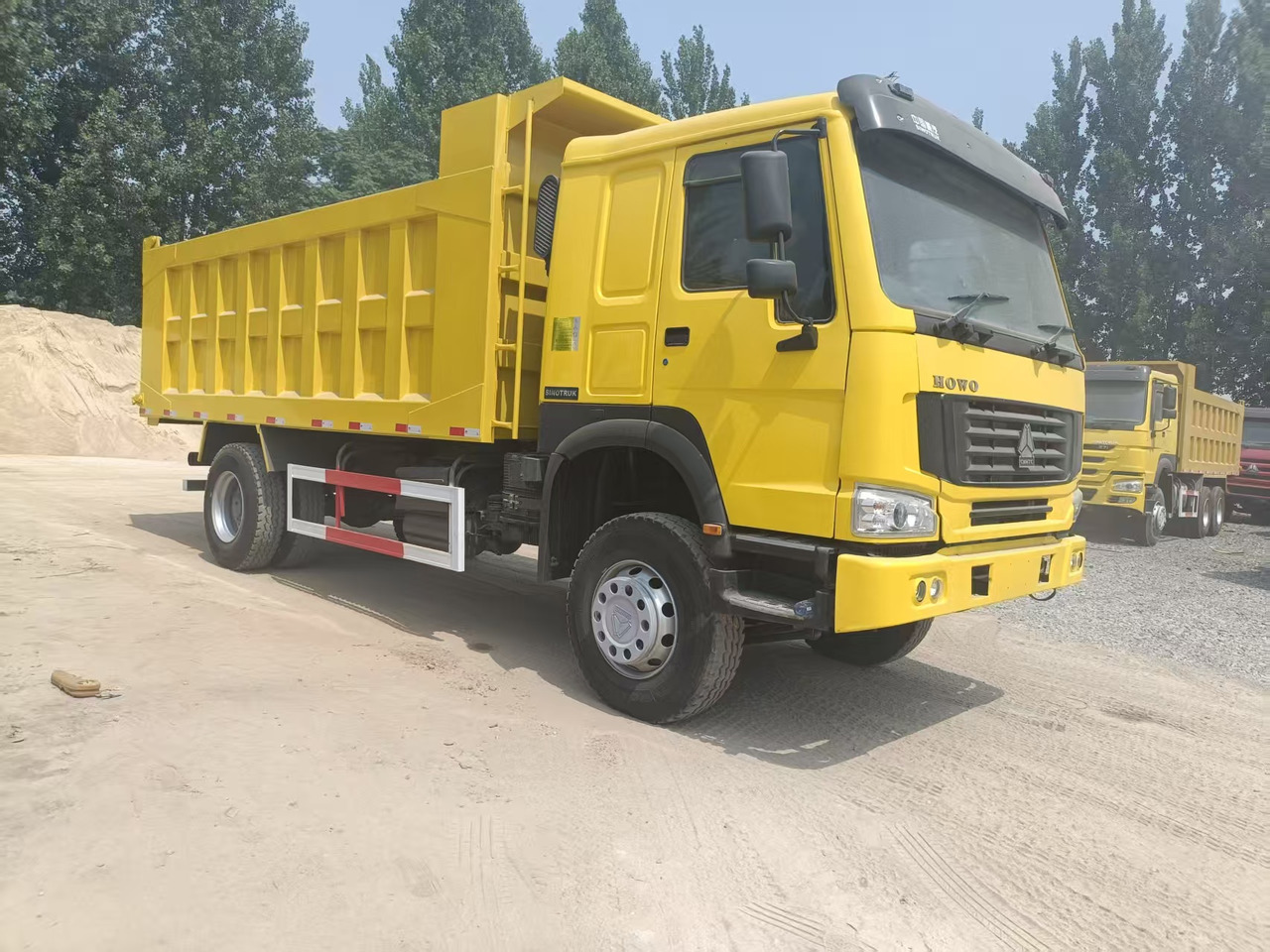 SINOTRUK Howo 4*2 - قلابات: صور 4 SINOTRUK Howo 4*2 - قلابات: صور 4