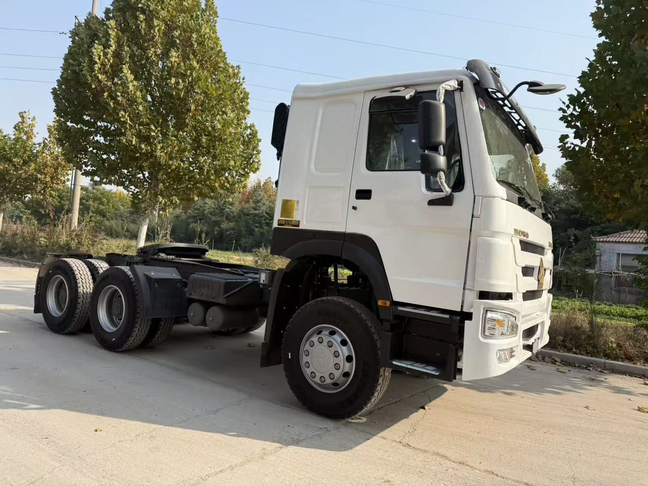 SINOTRUK Howo tractor head - شاحنة جرار: صور 5 SINOTRUK Howo tractor head - شاحنة جرار: صور 5