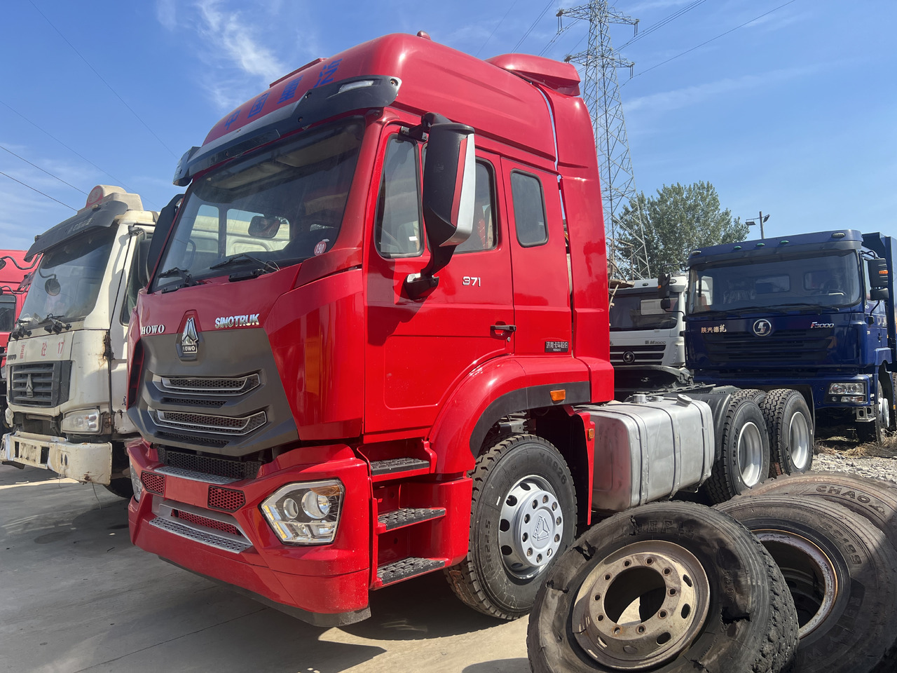 شاحنة جرار SINOTRUK Trailer head: صور 8