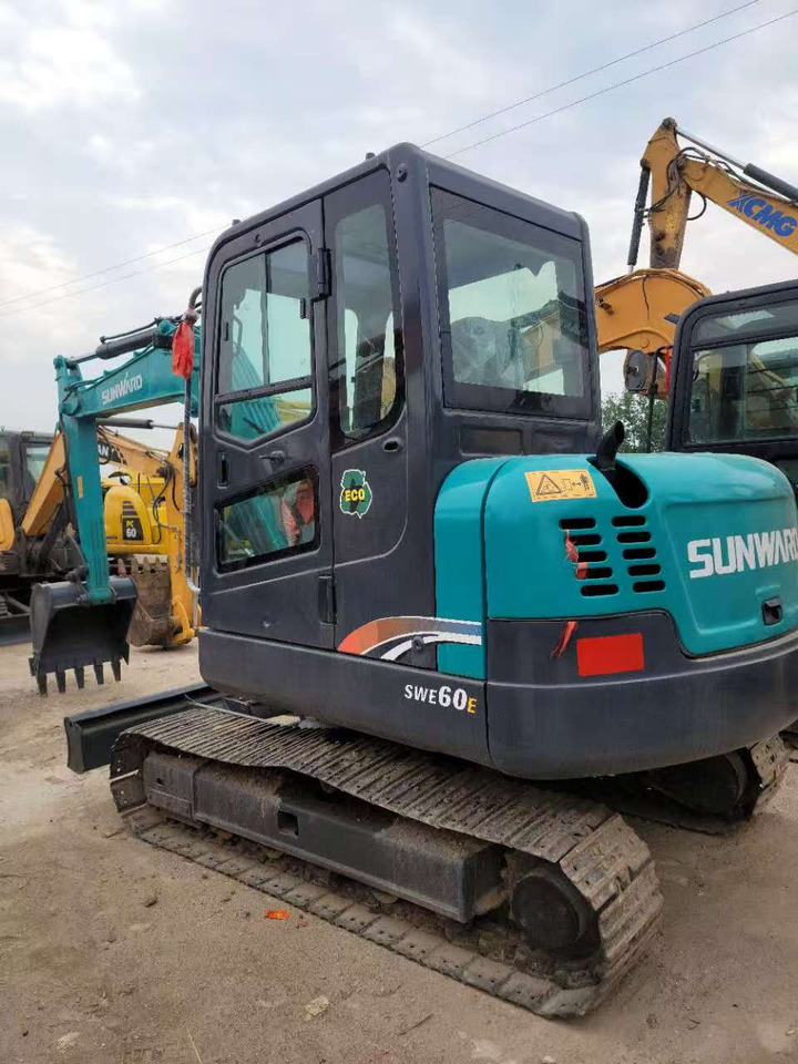 SUNWARD SWE60E - حفارات زحافة: صور 1 SUNWARD SWE60E - حفارات زحافة: صور 1