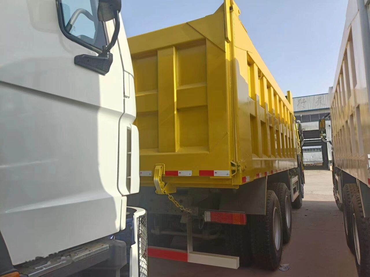 Sinotruk Howo 375 - قلابات: صور 3 Sinotruk Howo 375 - قلابات: صور 3
