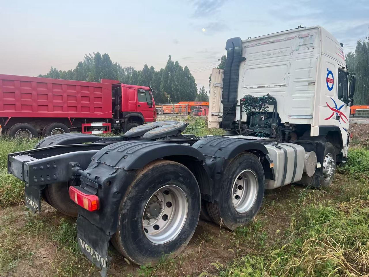 VOLVO FM440 - شاحنة جرار: صور 5 VOLVO FM440 - شاحنة جرار: صور 5
