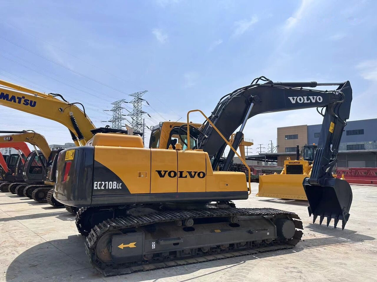 Volvo EC210BLC - حفارات زحافة: صور 5 Volvo EC210BLC - حفارات زحافة: صور 5