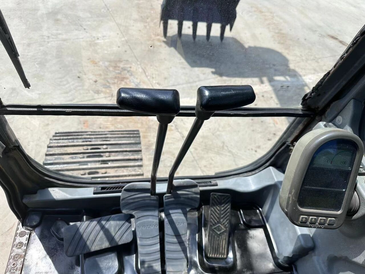 Volvo EC210BLC - حفارات زحافة: صور 4 Volvo EC210BLC - حفارات زحافة: صور 4