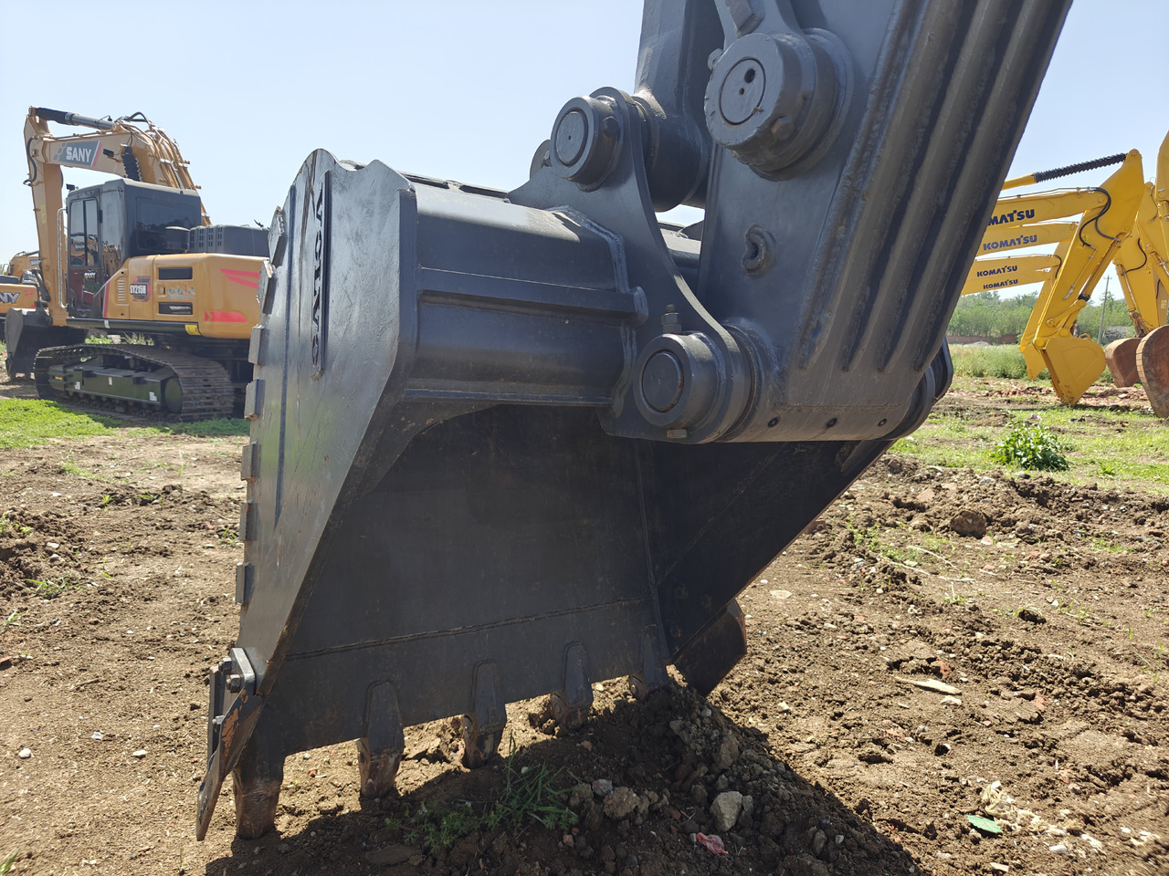 Volvo EC250D - حفارات زحافة: صور 4 Volvo EC250D - حفارات زحافة: صور 4