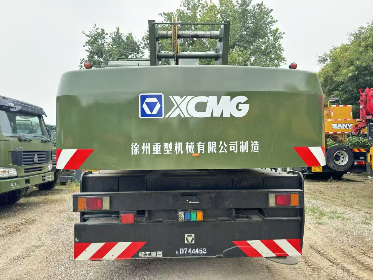 XCMG QY16KJ - شاحنة كرين: صور 3 XCMG QY16KJ - شاحنة كرين: صور 3