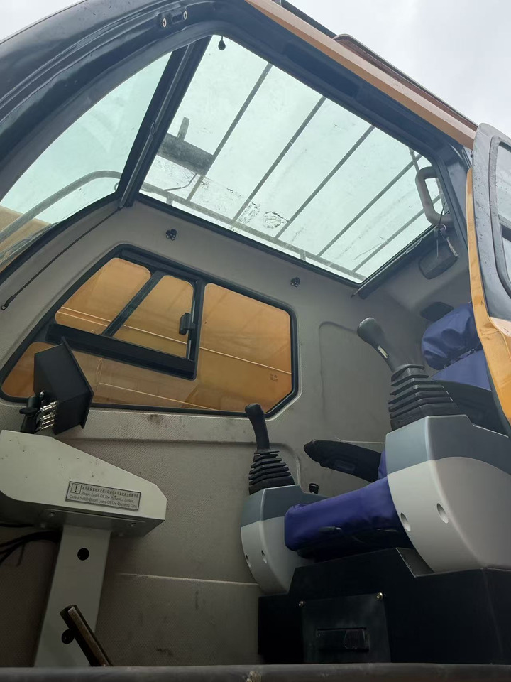 XCMG QY50KC - شاحنة كرين: صور 5 XCMG QY50KC - شاحنة كرين: صور 5