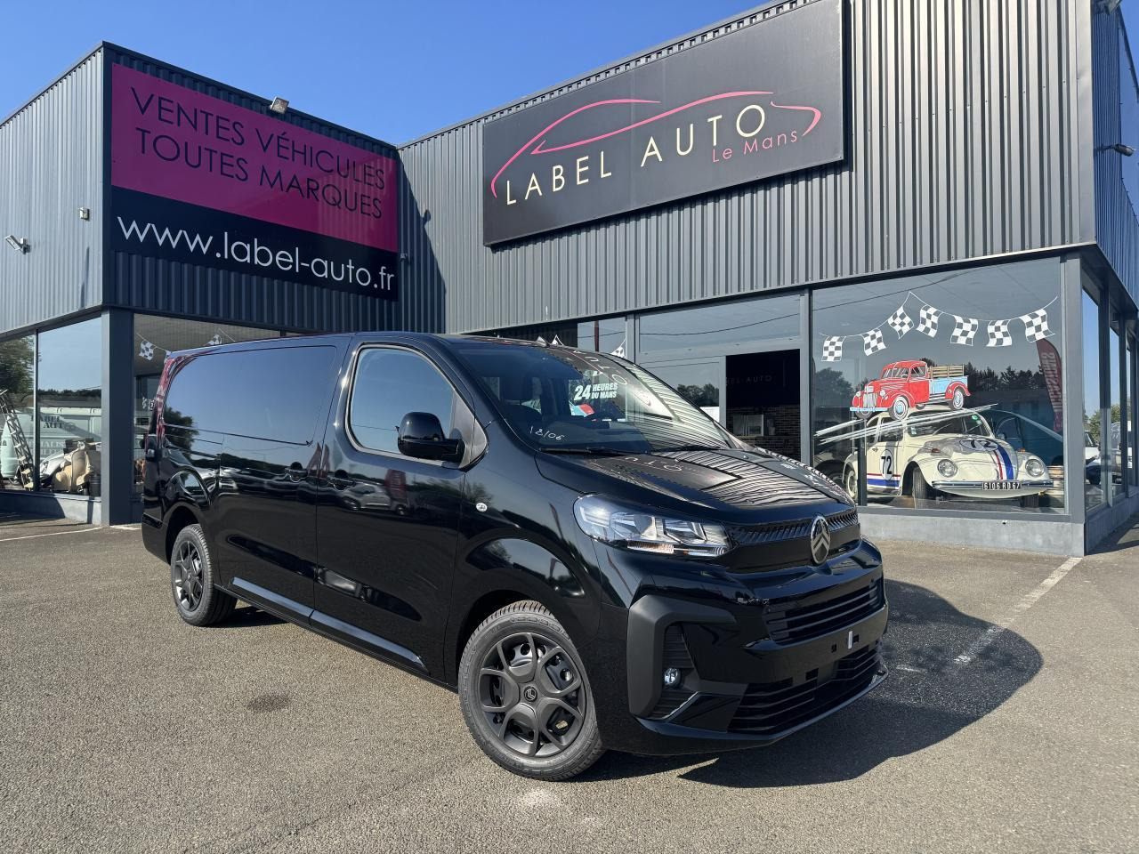 Citroen Jumpy XL 2.0 BLUEHDI 180CH S&S CABINE APPROFONDIE FIXE EAT8 5 PLACES - الشاحنات الصغيرة كابينة مزدوجة: صور 1 Citroen Jumpy XL 2.0 BLUEHDI 180CH S&S CABINE APPROFONDIE FIXE EAT8 5 PLACES - الشاحنات الصغيرة كابينة مزدوجة: صور 1