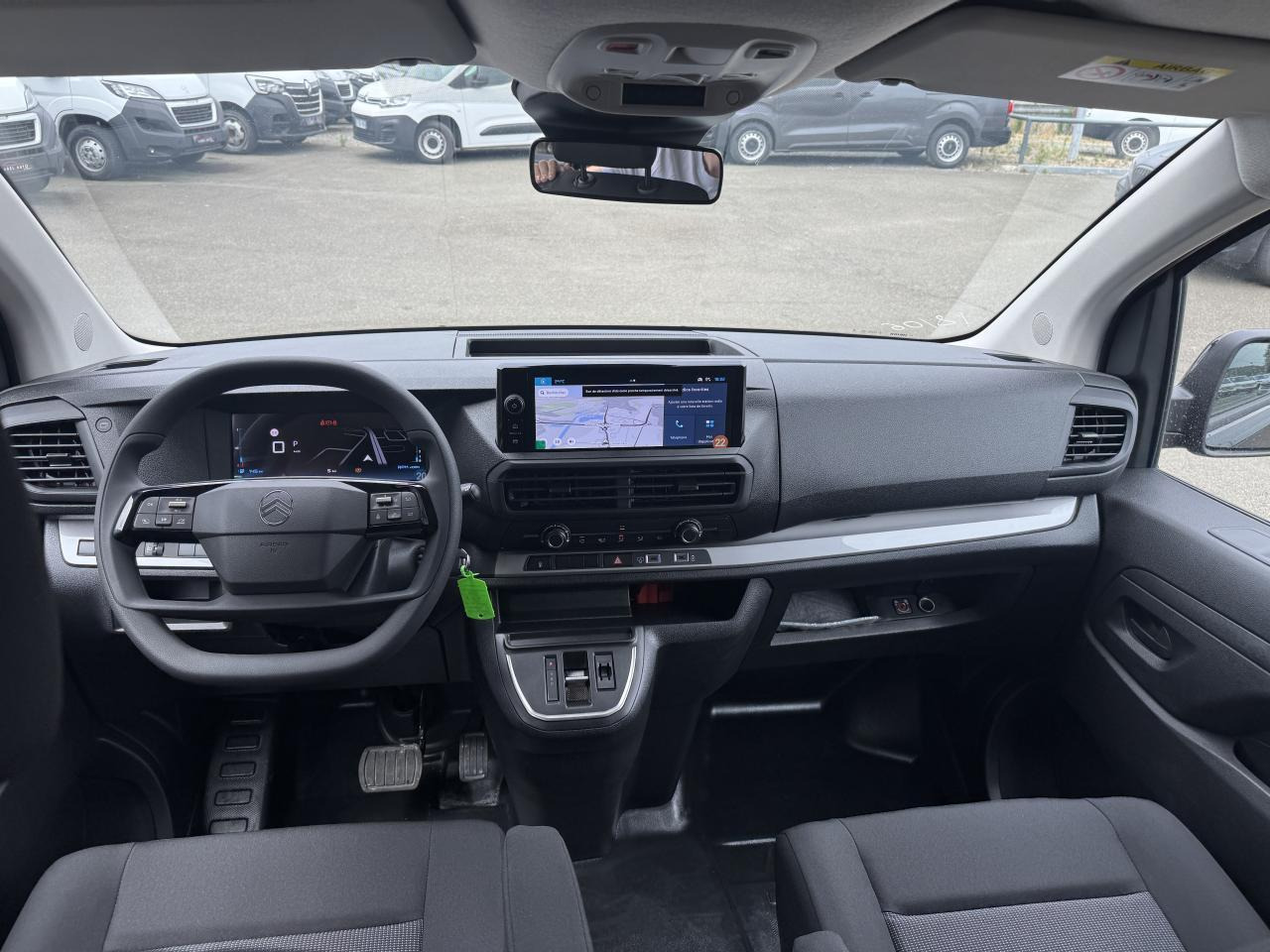 Citroen Jumpy XL 2.0 BLUEHDI 180CH S&S CABINE APPROFONDIE FIXE EAT8 5 PLACES - الشاحنات الصغيرة كابينة مزدوجة: صور 3 Citroen Jumpy XL 2.0 BLUEHDI 180CH S&S CABINE APPROFONDIE FIXE EAT8 5 PLACES - الشاحنات الصغيرة كابينة مزدوجة: صور 3