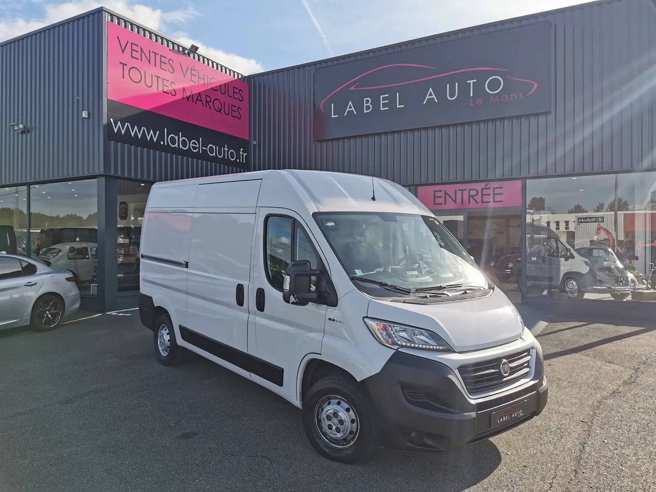 Fiat Ducato 3.3 MH2 2.3 MULTIJET 130CH PACK PRO NAV - فان: صور 1 Fiat Ducato 3.3 MH2 2.3 MULTIJET 130CH PACK PRO NAV - فان: صور 1