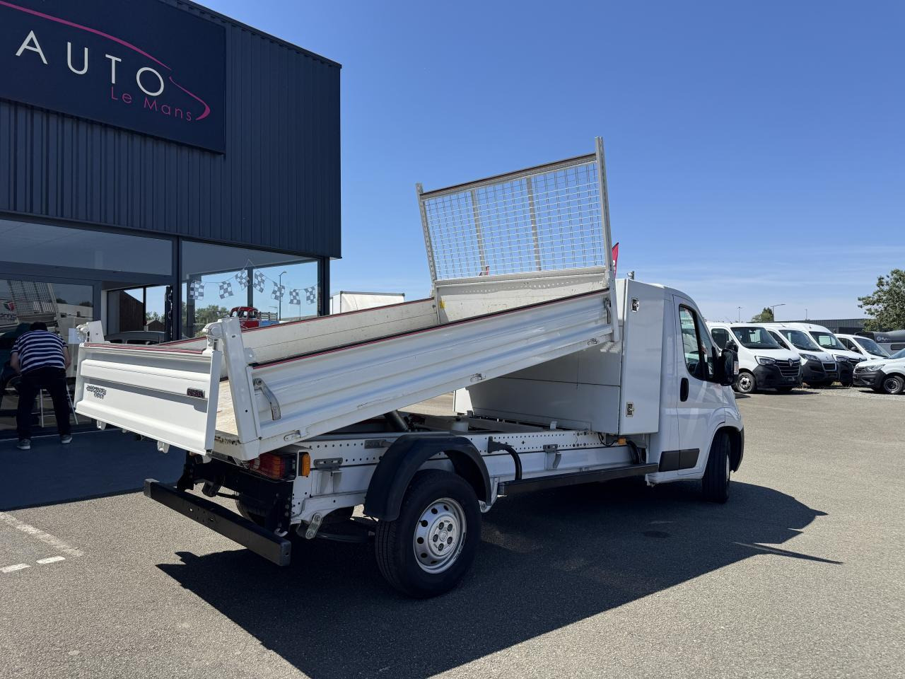 Fiat Ducato 3.5 MAXI L 2.3 MULTIJET 160CH BENNE ACIER PACK PRO NAV + COFFRE JPM - قلاب صغير: صور 5 Fiat Ducato 3.5 MAXI L 2.3 MULTIJET 160CH BENNE ACIER PACK PRO NAV + COFFRE JPM - قلاب صغير: صور 5