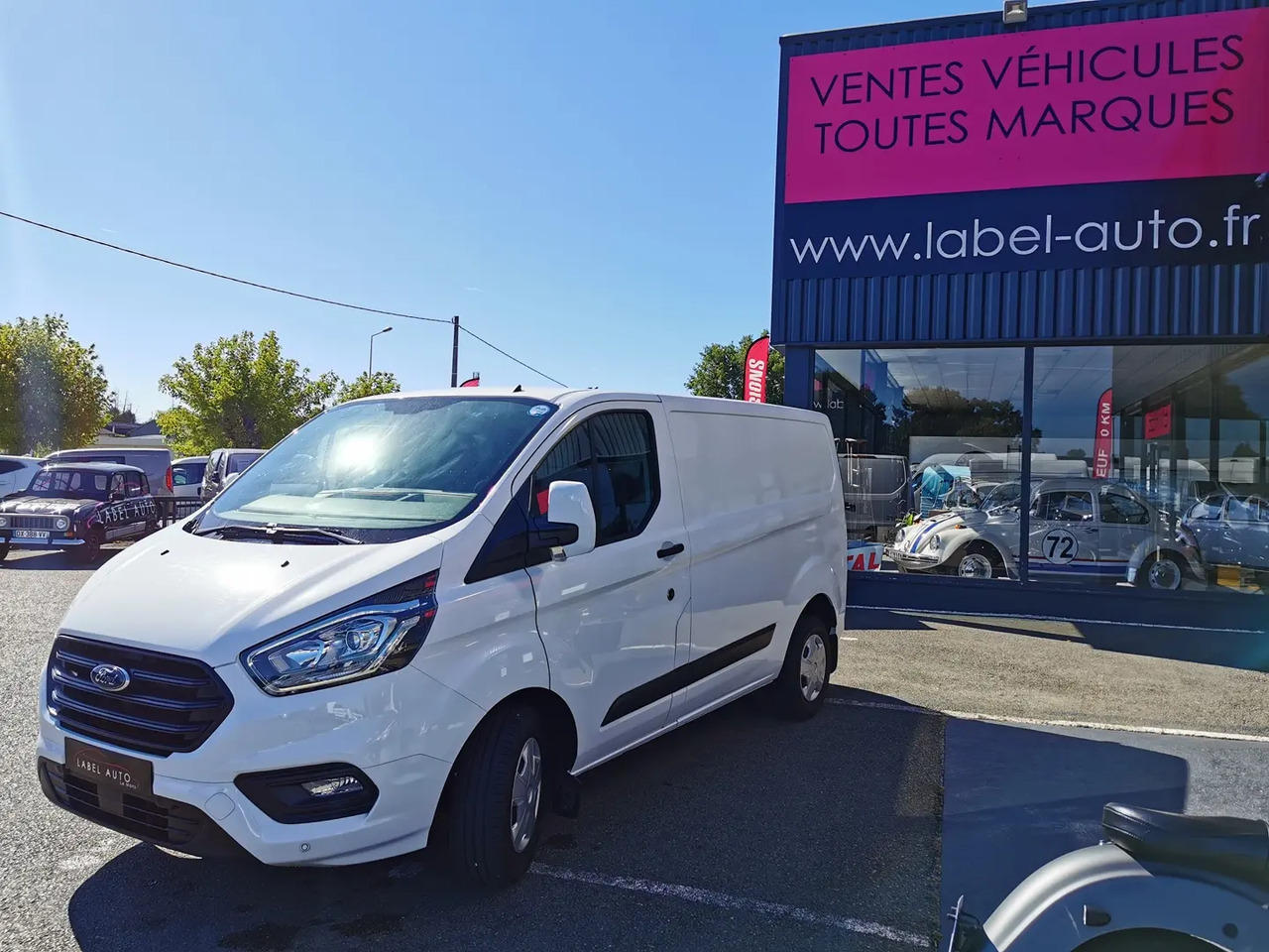 Ford Transit Custom 340 L2H1 2.0 ECOBLUE 130 AMBIENTE 7CV - فان: صور 5 Ford Transit Custom 340 L2H1 2.0 ECOBLUE 130 AMBIENTE 7CV - فان: صور 5