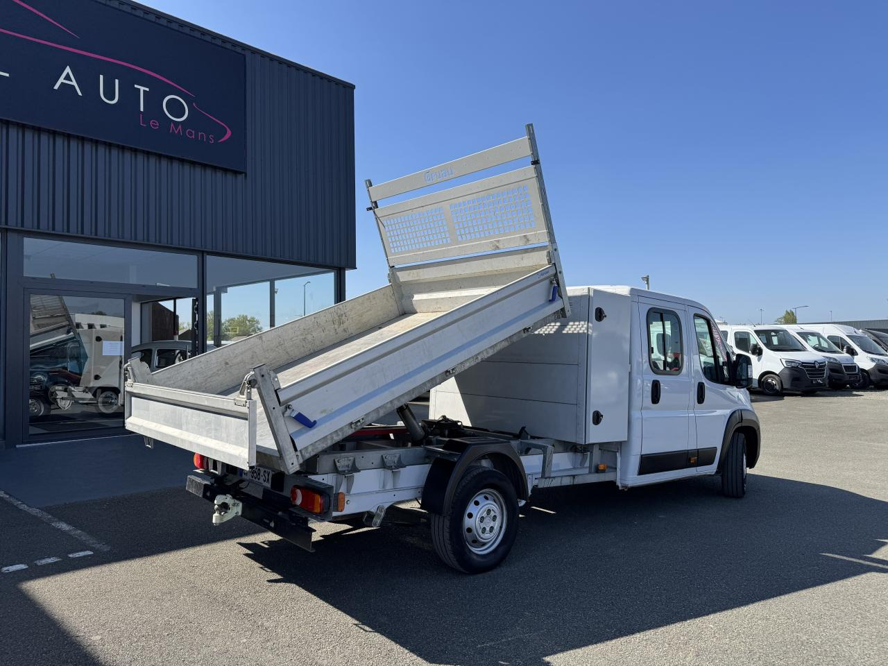 OPEL MOVANO 3T5 BENNE + COFFRE DOUBLE CABINE 6PLACES 2.2 HDI 165CH - قلاب صغير: صور 5 OPEL MOVANO 3T5 BENNE + COFFRE DOUBLE CABINE 6PLACES 2.2 HDI 165CH - قلاب صغير: صور 5