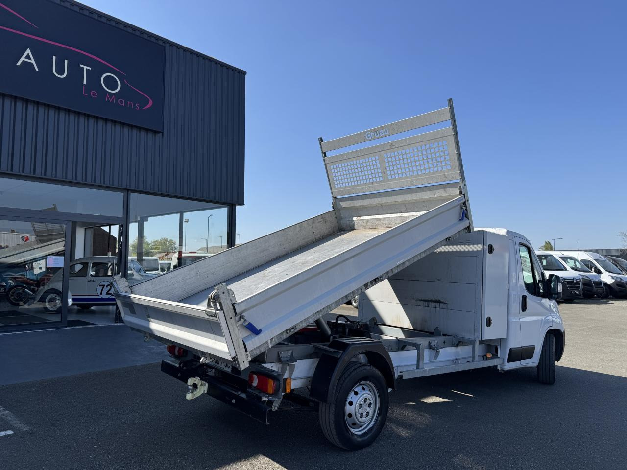 OPEL Movano 3.5t L2.2 BlueHDi Maxi 140CH BENNE COFFRE - قلاب صغير: صور 4 OPEL Movano 3.5t L2.2 BlueHDi Maxi 140CH BENNE COFFRE - قلاب صغير: صور 4