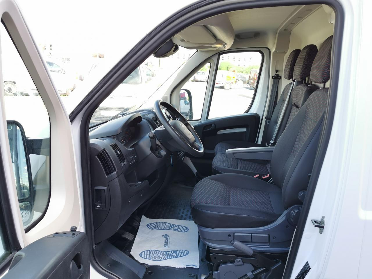 PEUGEOT BOXER 3T0 L2H2 2.2 HDI 140CH ASPHALT - فان: صور 5 PEUGEOT BOXER 3T0 L2H2 2.2 HDI 140CH ASPHALT - فان: صور 5
