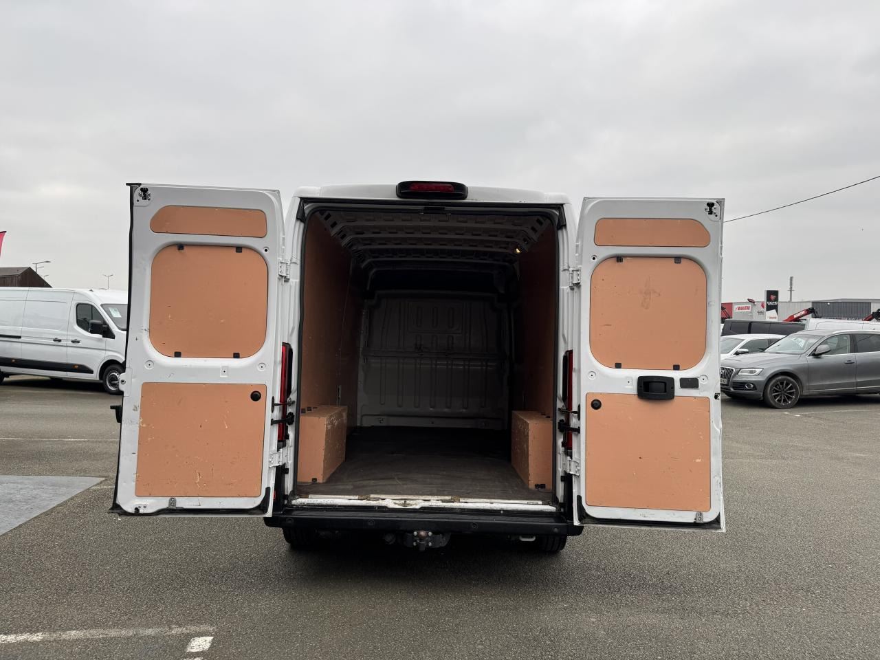 PEUGEOT BOXER 3T3 L3H2 2.2 HDI 140CH ASPHALT - فان: صور 3 PEUGEOT BOXER 3T3 L3H2 2.2 HDI 140CH ASPHALT - فان: صور 3
