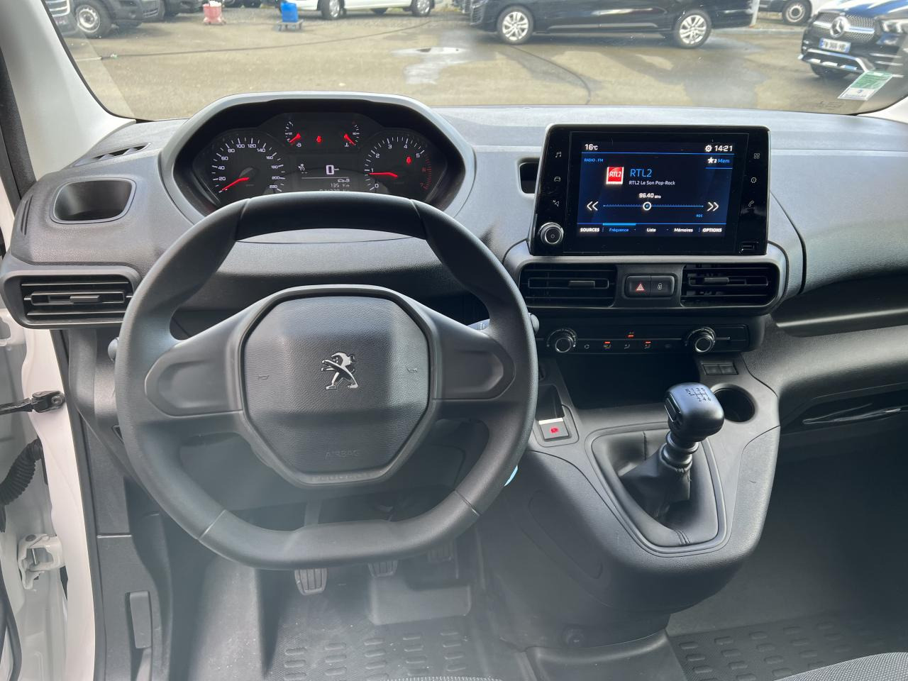 PEUGEOT PARTNER M 650KG 1.5 HDI 100CH ASPHALT 3 PLACES - فان: صور 4 PEUGEOT PARTNER M 650KG 1.5 HDI 100CH ASPHALT 3 PLACES - فان: صور 4