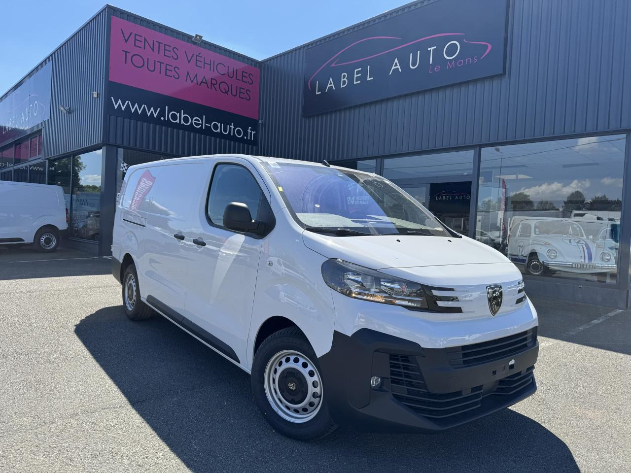Peugeot Expert XL 2.0 BlueHDi - 145 III FOURGON Fourgon PHASE 2 - فان: صور 1 Peugeot Expert XL 2.0 BlueHDi - 145 III FOURGON Fourgon PHASE 2 - فان: صور 1