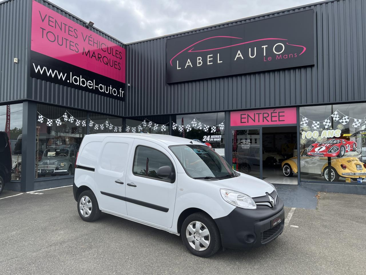 RENAULT KANGOO 1.5 DCI 80CH CONFORT - فان: صور 1 RENAULT KANGOO 1.5 DCI 80CH CONFORT - فان: صور 1