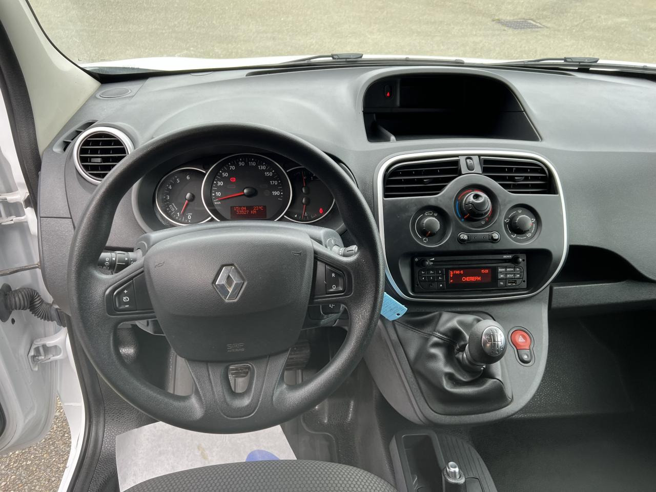 RENAULT KANGOO 1.5 DCI 80CH CONFORT - فان: صور 4 RENAULT KANGOO 1.5 DCI 80CH CONFORT - فان: صور 4