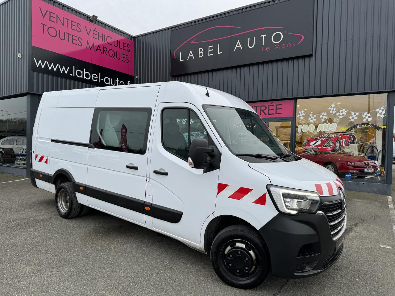 Renault Master Confort R3500RJ L3H2 2.3 Energy dCi - 165 III CABINE APPROFONDIE Cabine approfondie L3H2 Pro - الشاحنات الصغيرة كابينة مزدوجة: صور 1 Renault Master Confort R3500RJ L3H2 2.3 Energy dCi - 165 III CABINE APPROFONDIE Cabine approfondie L3H2 Pro - الشاحنات الصغيرة كابينة مزدوجة: صور 1