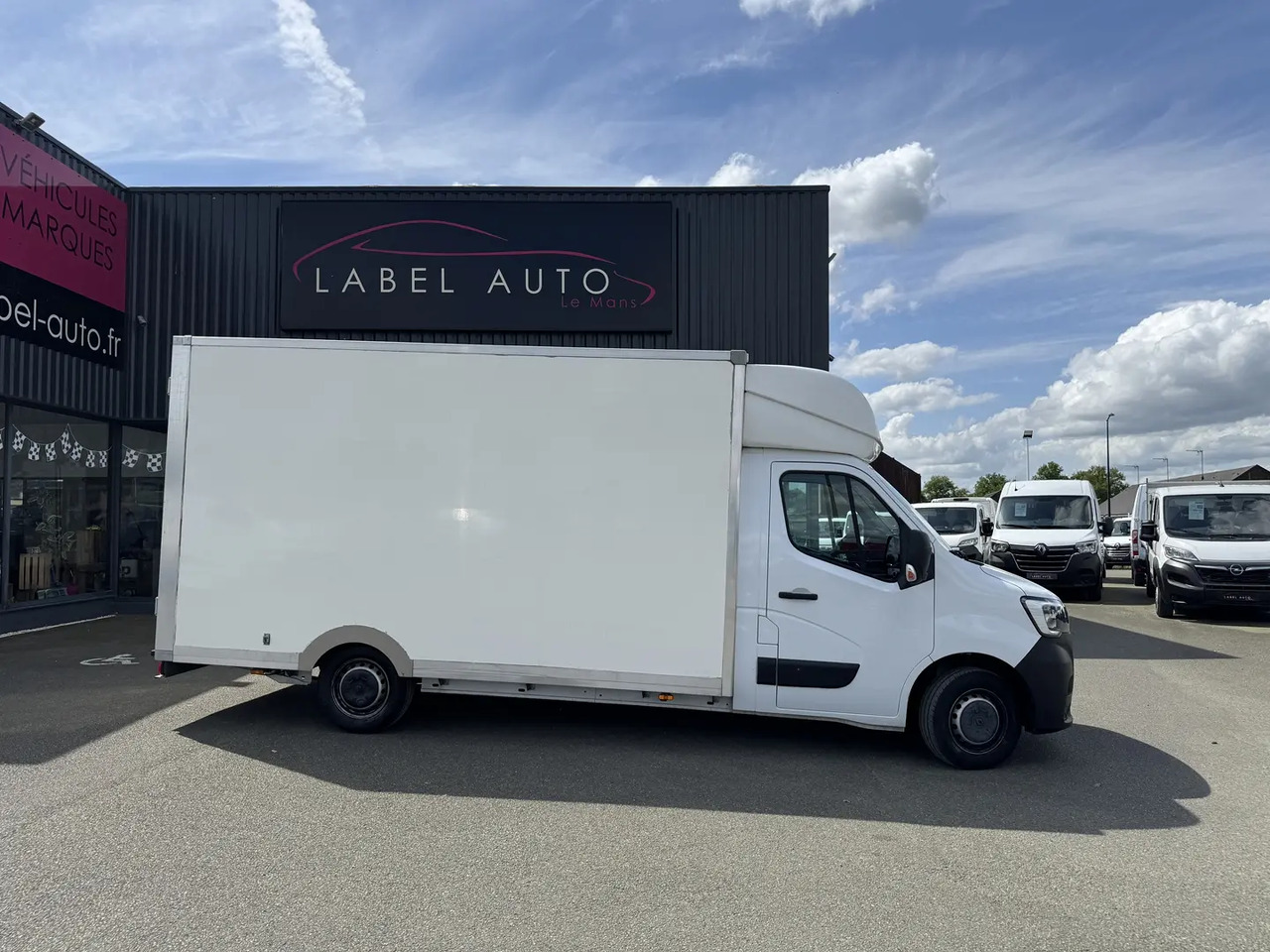 Renault Master F3500 L3H1 2.3 BLUE DCI 145CH CONFORT EUROVI - الشاحنات الصغيرة صندوق مغلق: صور 1 Renault Master F3500 L3H1 2.3 BLUE DCI 145CH CONFORT EUROVI - الشاحنات الصغيرة صندوق مغلق: صور 1