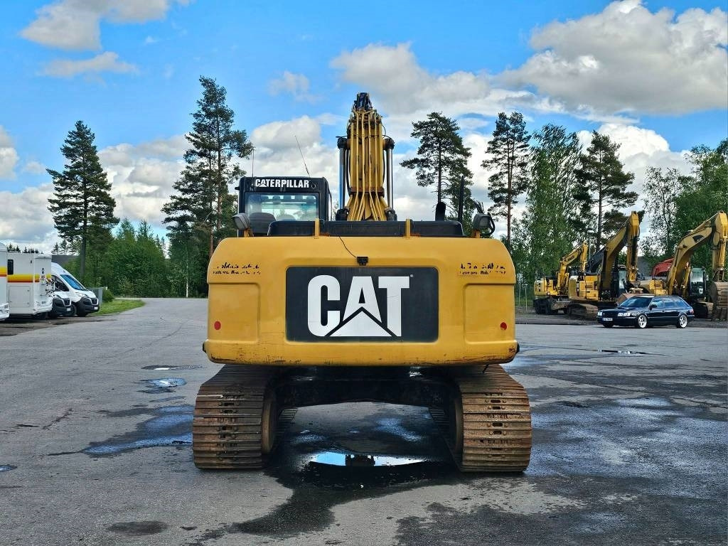 CAT 323 D L - حفارات زحافة: صور 4 CAT 323 D L - حفارات زحافة: صور 4