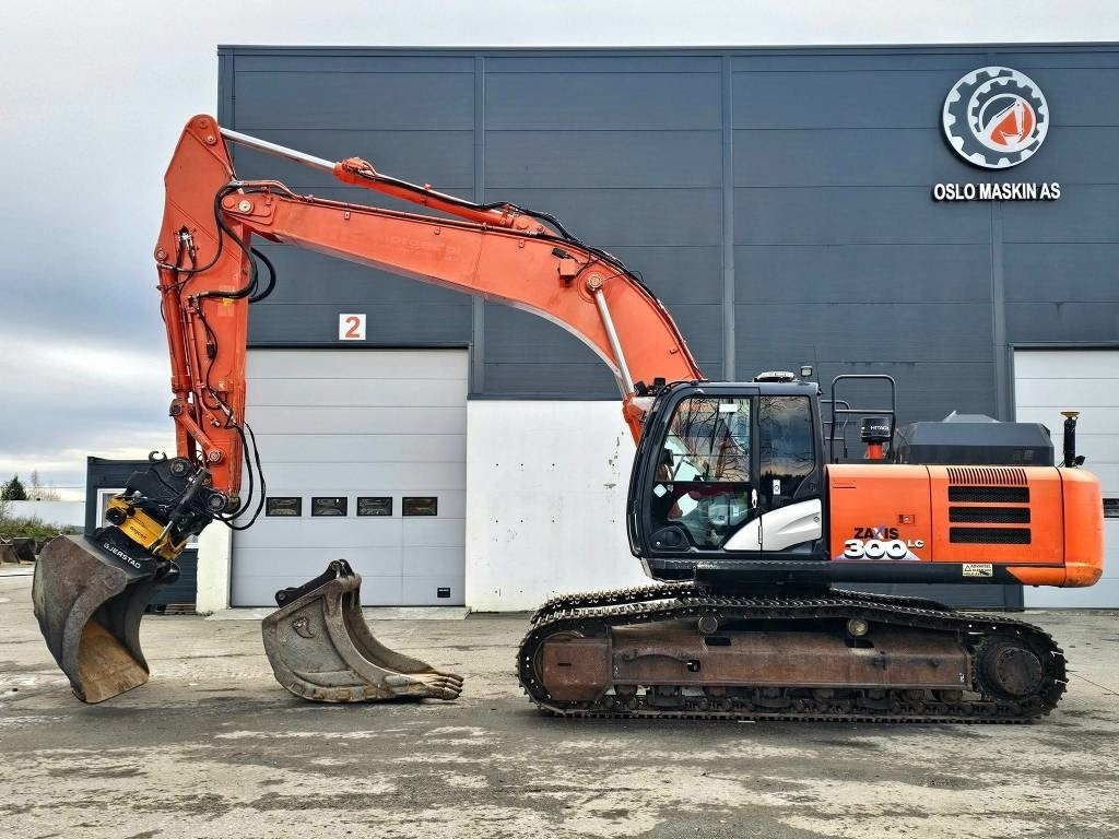 Hitachi ZX 300 LC-6 - حفارات زحافة: صور 3 Hitachi ZX 300 LC-6 - حفارات زحافة: صور 3