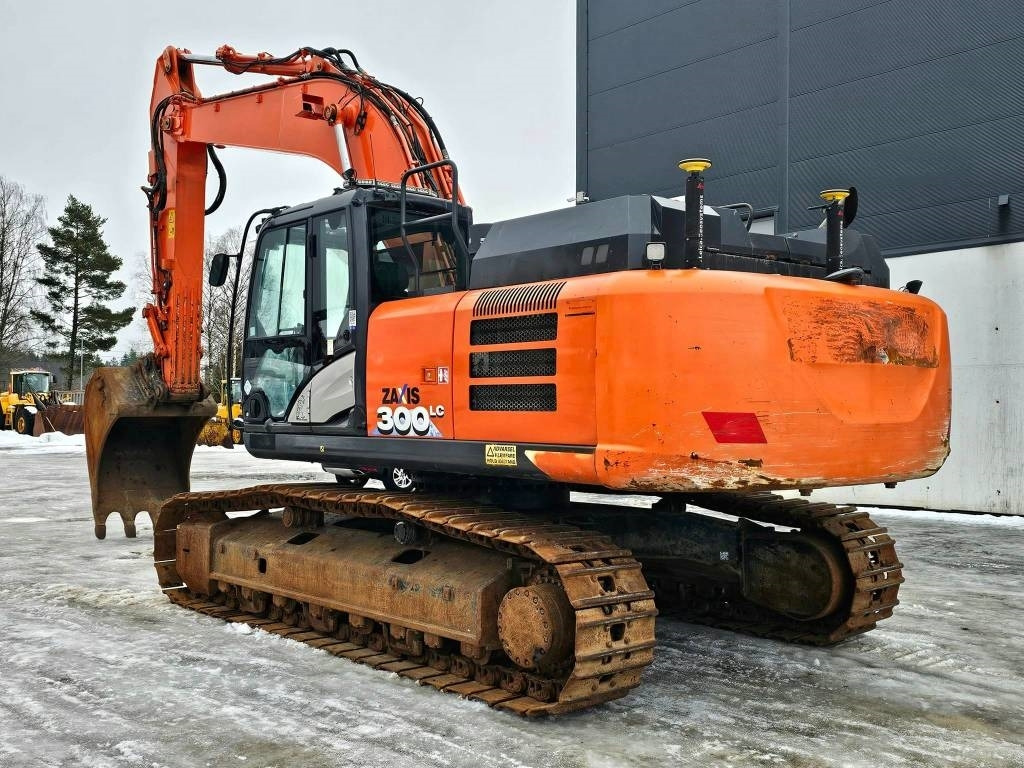 Hitachi ZX 300 LC-6 - حفارات زحافة: صور 3 Hitachi ZX 300 LC-6 - حفارات زحافة: صور 3
